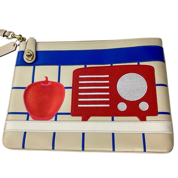 Coach X Tom Wesselmann Collab Large Turnlock Wristlet Bag Clutch - Picture 3 of 14